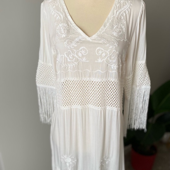 NWOT White Fringe Dress - Picture 5 of 12